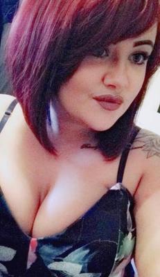 ぽっちゃり系巨乳チャブ熟女