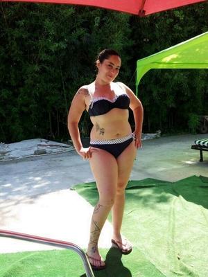 Bonita adolescente gordita española