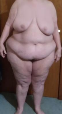 私の70歳の背の低いSSBBWおばあちゃん