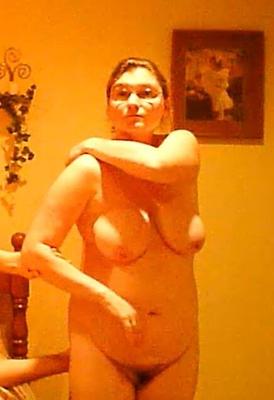 Janna, la femme pute exposée de l'AP