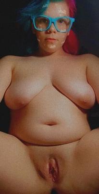 Una chica BBW cachonda y traviesa
