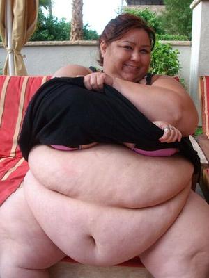 Sexy Biquíni SSBBW na Piscina