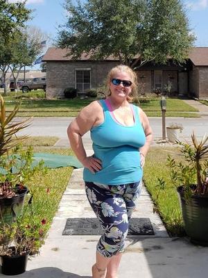 Grande GILF vermelho