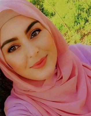 chiraz Boutefnouchet tunis árabe bbw zouliom