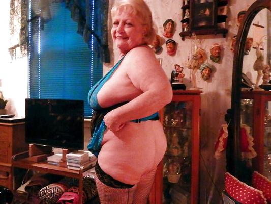 Hermosa y linda abuela. 