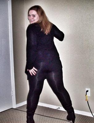 Em leggings