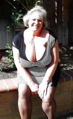 Oma BBW