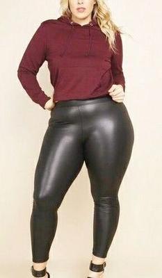Como BBW em leggings