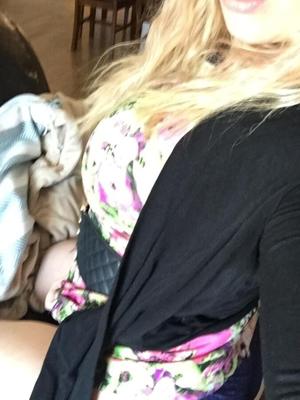 Gordita Rubia Hermosa mujer grande