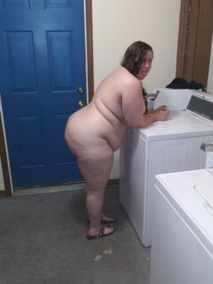 Mi puta BBW en apartamentos, cuarto de lavado compartido