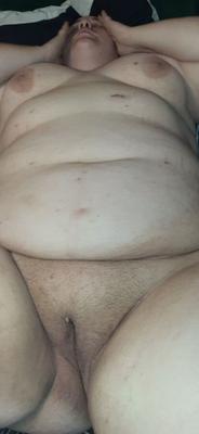 セクシーなぽっちゃり系ふしだらな妻