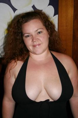 Chubby redhead slutwife Amber servicing black bulls