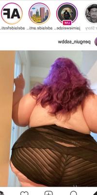 SSBBW Pingouin exposé. 