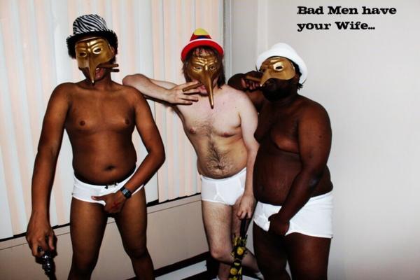 Los hombres malos tienen a tu esposa