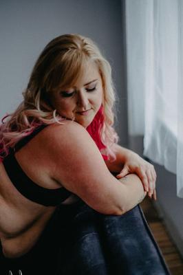 Boudoir - BBW Miranda