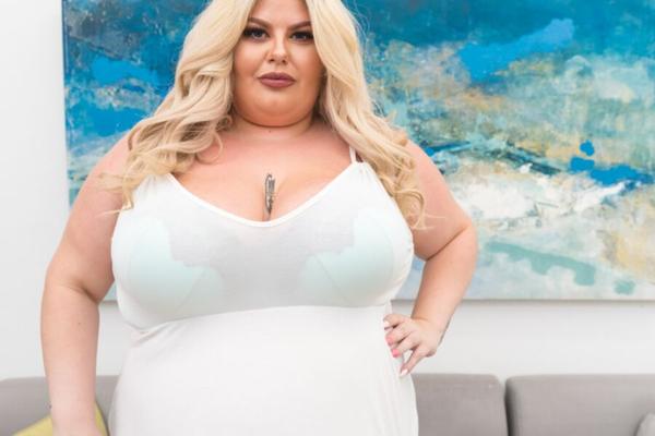 PlumperPass 055-05