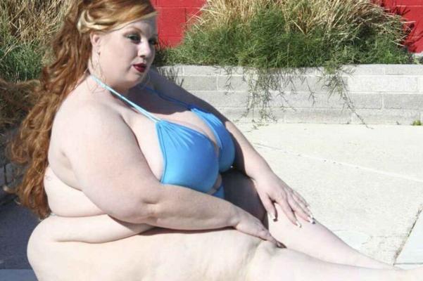 Dawn Perignon – Türkisfarbener Bikini