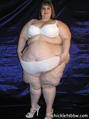 SSBBW白いTバック