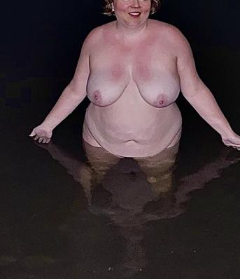 Dünn eintauchende BBW-Milf DollyExtra