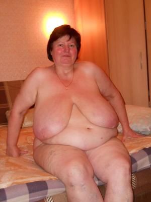 BBW reife Valentina aus Baku und ihre riesigen Brüste