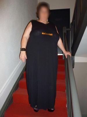 Striptease dans un escalier