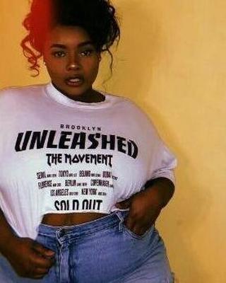 Little Rock HOT Ebony Thickness Queen ESCORT - JEANS !!!