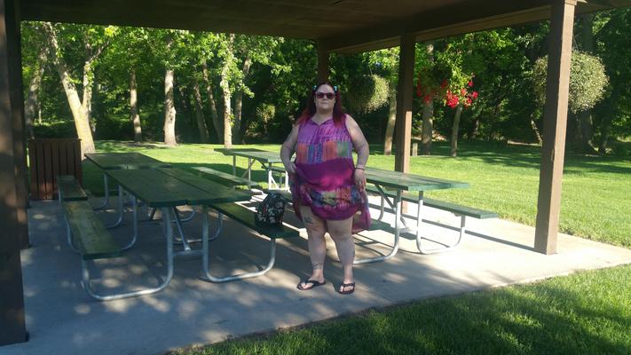 bbw brat poppyjay再び公園