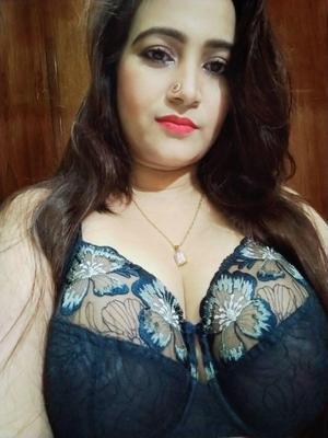 バングラ熟女の妻
