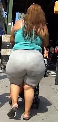 BBW grosso Milf Latina com Fatass e VPL Candid