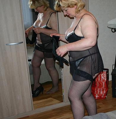 Cum Hungry yo Granny Puceau 