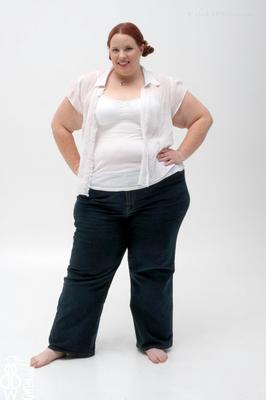 Splendide Gwen! SSBBW Rousse aux Petits Nichons #