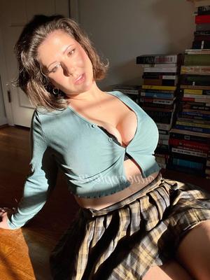 Thick Bookworm Olive.Apple.