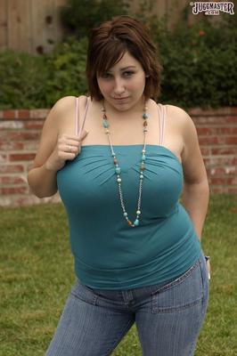 . Kiki Canadian beauty