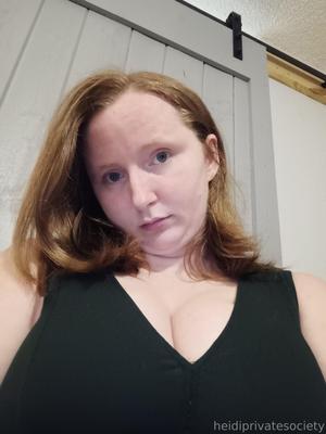 Heidi огромные задницы большие сиськи анальная блондинка BBW со стеклами смешанные горячие S