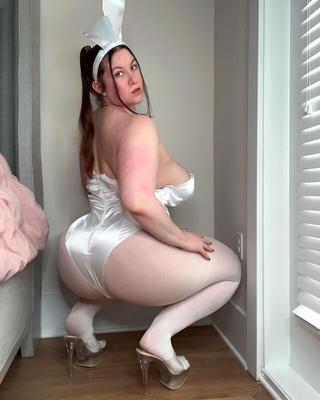 Hefty Honeys II