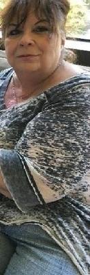 Morena madura de BBW mostra corpo gordo