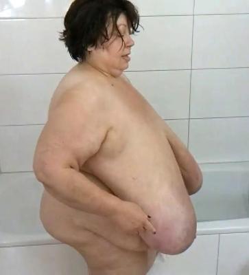 Karola, ihre massiven Titten machen mich so geil