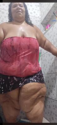 DELICIOUS BRONZED THICK MEATY CELLULITE HOT BRAZILIAN GRANNY