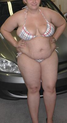 busty bbw amateur bikini model