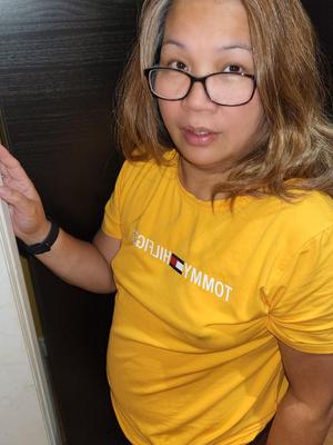 MILF Sarah chubby/fat pics